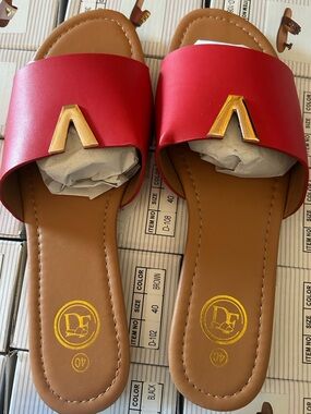 Women’s Slide Sandals Size 9 – Mix & Match 3 for $50